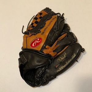 Rawlings 11” baseball glove